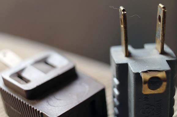 Enchufes y conectores de Colombia